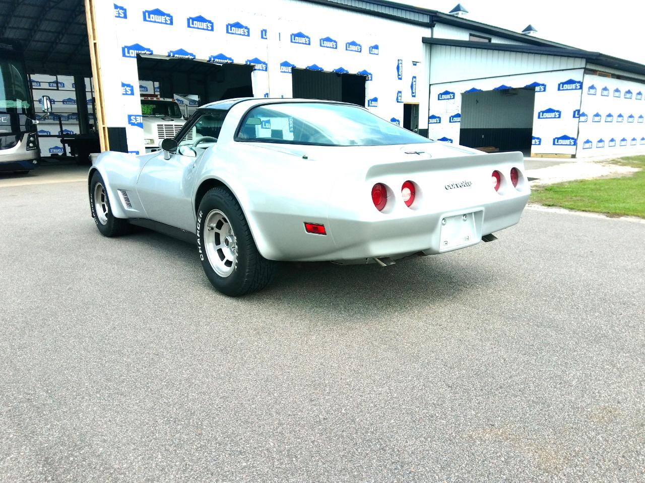 Chevrolet Corvette 2dr Coupe 1981