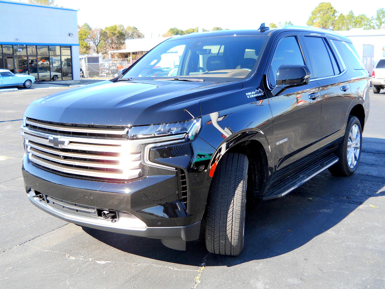 Chevrolet Tahoe 4WD 4dr High Country 2021