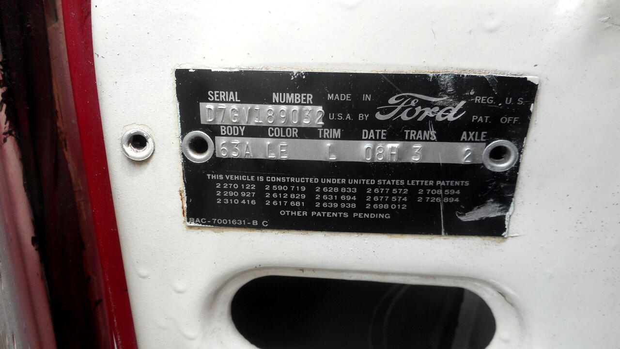 1957 Ford Fairlane 500 22