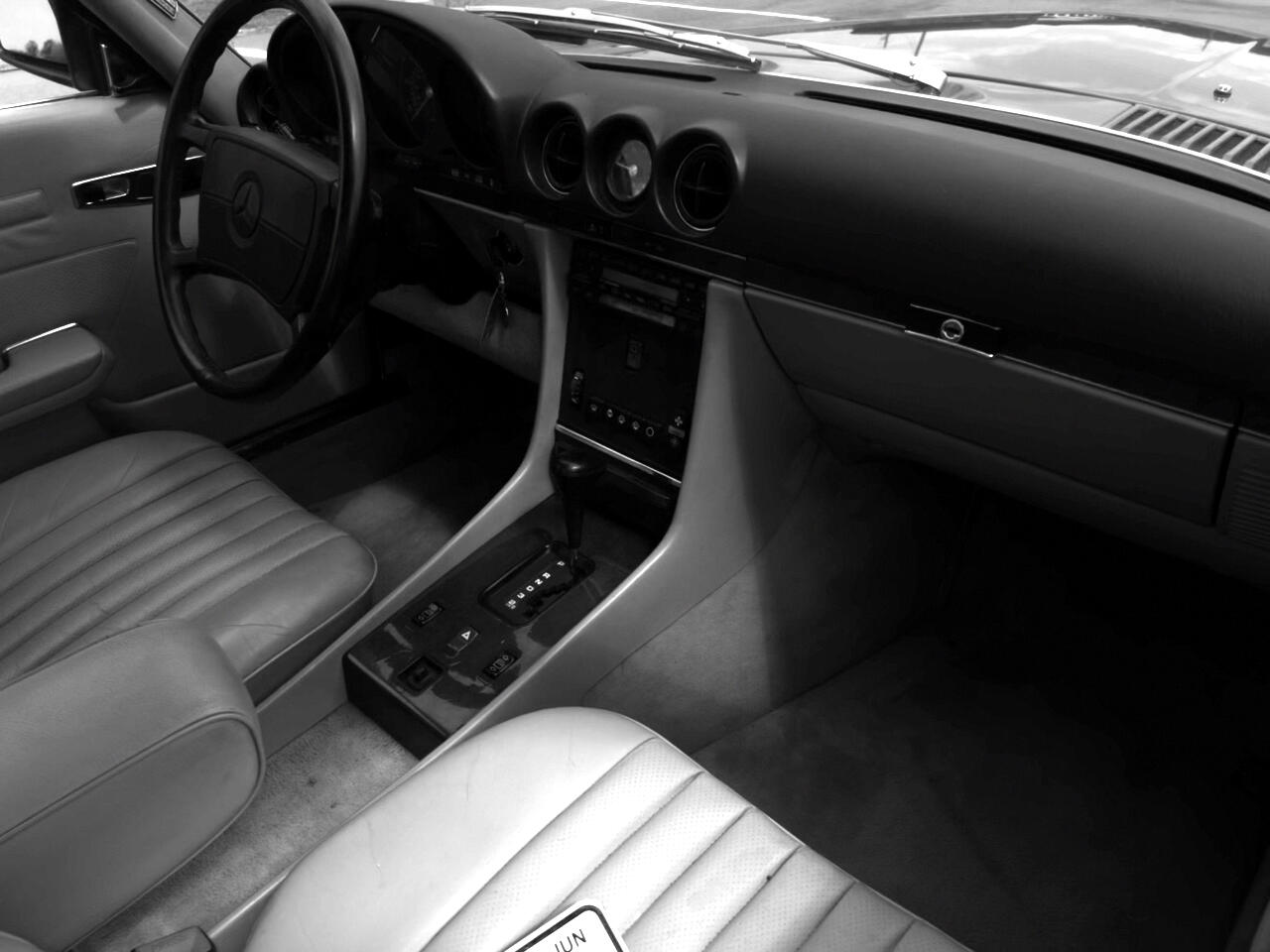 1988 Mercedes-Benz 560 Series 27