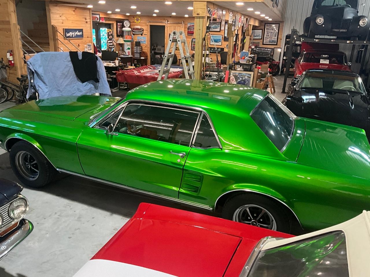 Ford Mustang 2-Door Sedan 1967