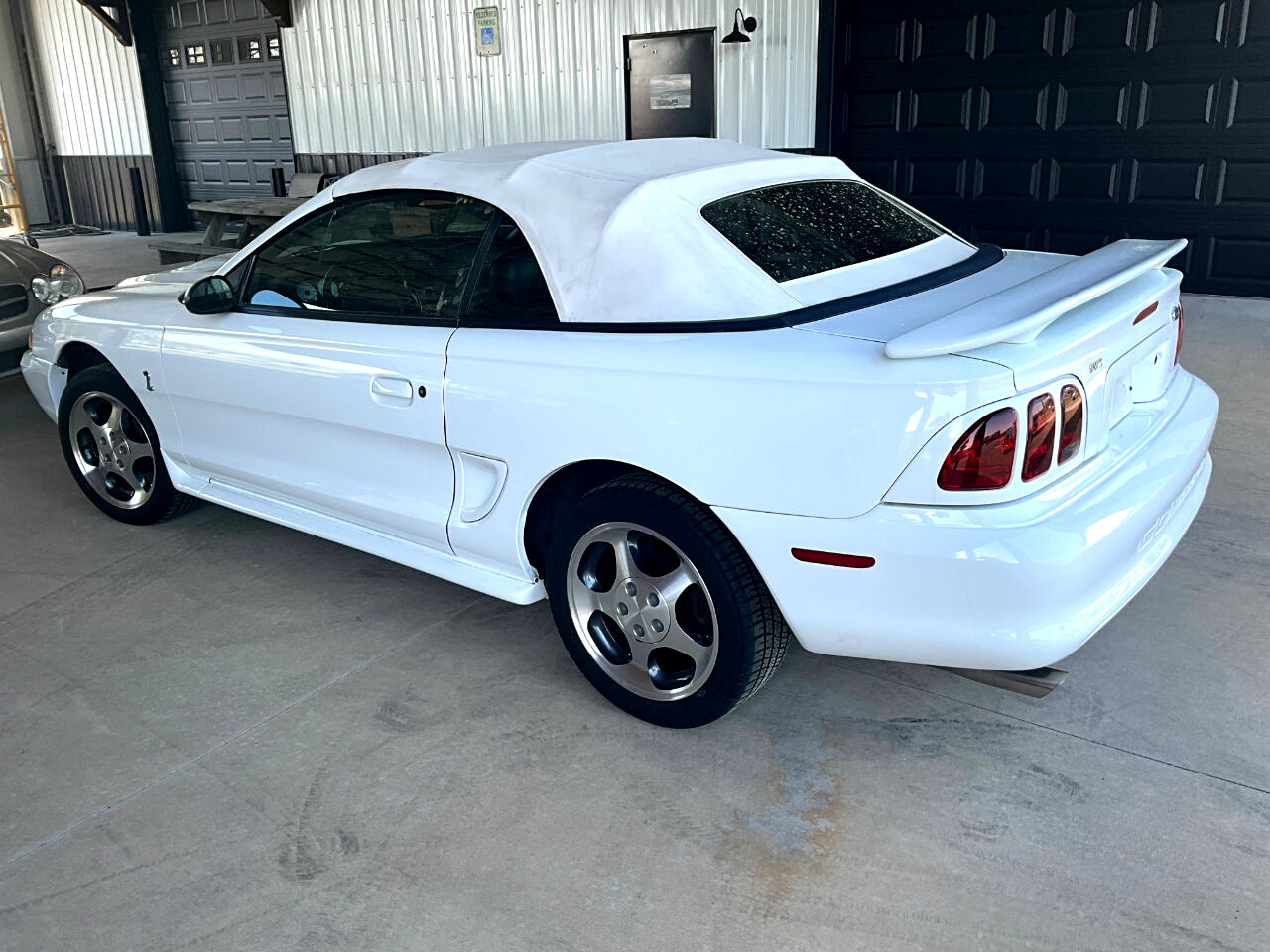 1996 Ford Mustang 4