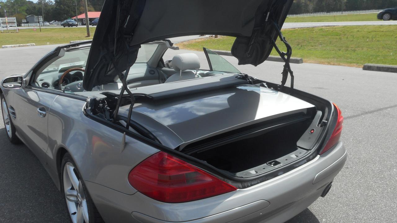 Mercedes-Benz SL-Class 2dr Roadster 5.0L 2005