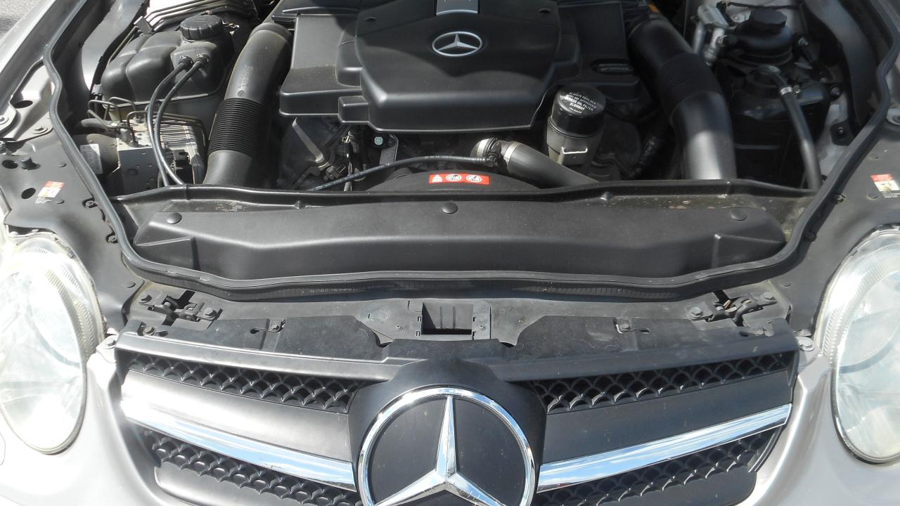 Mercedes-Benz SL-Class 2dr Roadster 5.0L 2005