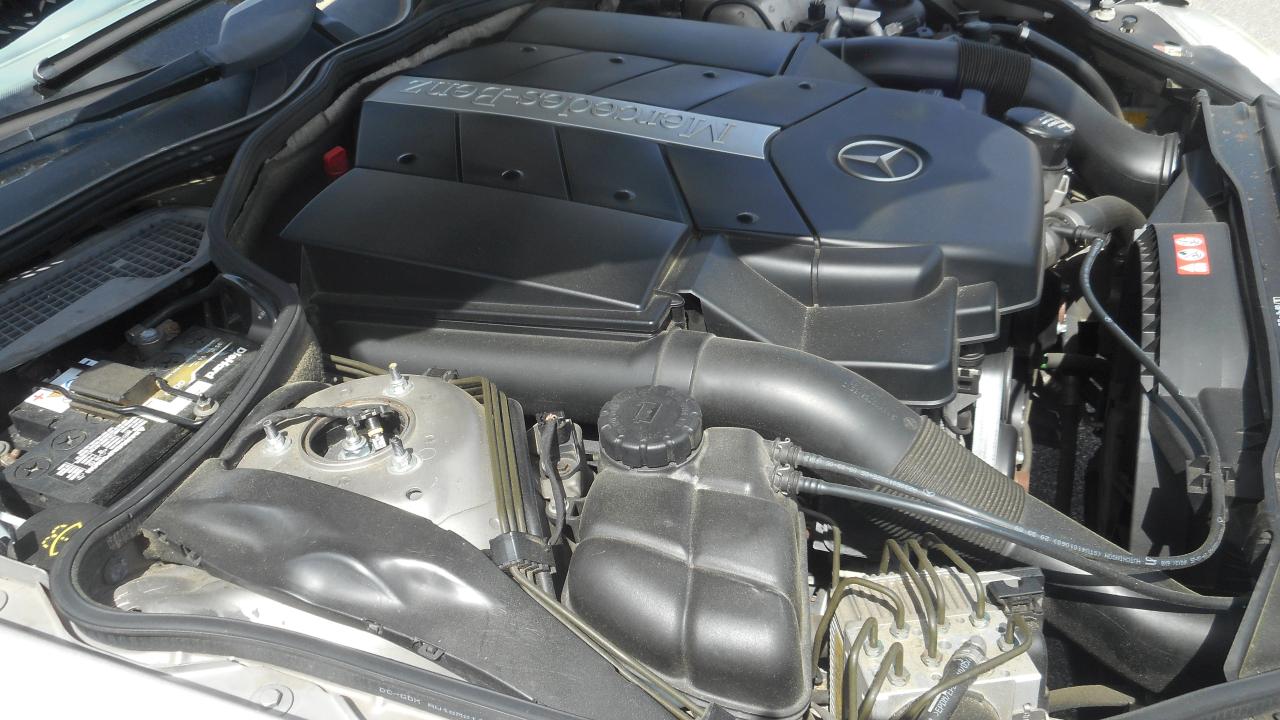 Mercedes-Benz SL-Class 2dr Roadster 5.0L 2005