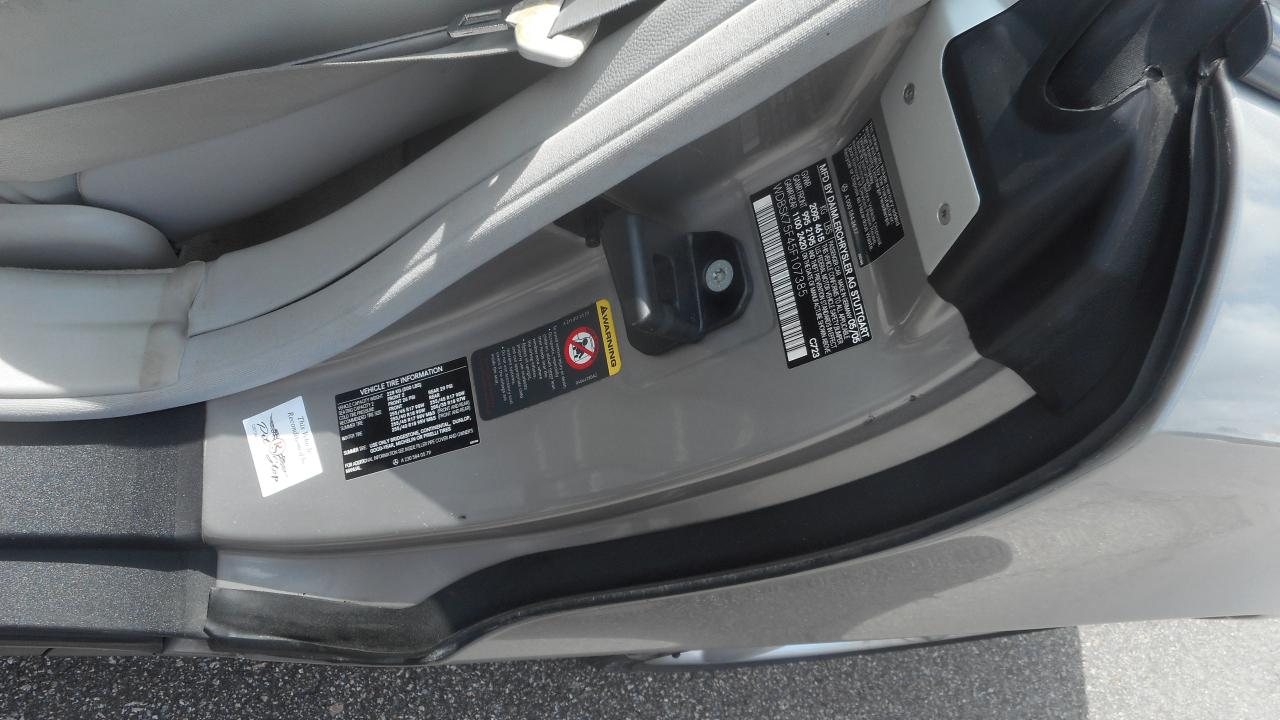 Mercedes-Benz SL-Class 2dr Roadster 5.0L 2005