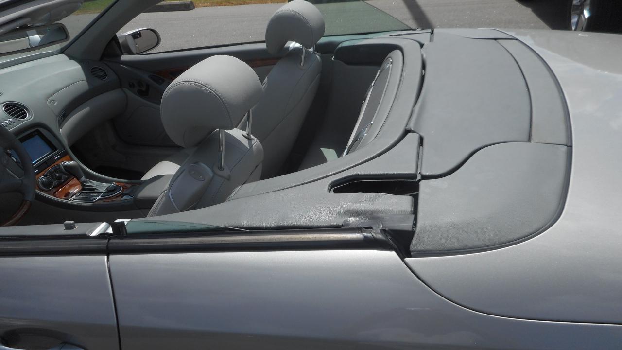 Mercedes-Benz SL-Class 2dr Roadster 5.0L 2005