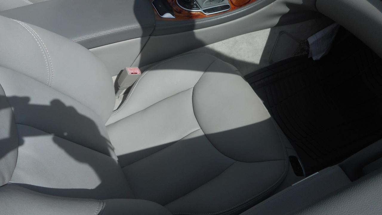 Mercedes-Benz SL-Class 2dr Roadster 5.0L 2005