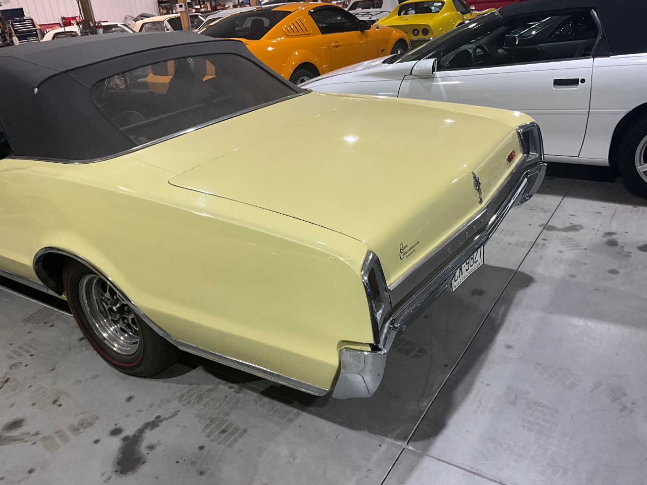 Oldsmobile Cutlass Supreme 2dr Convertible 1967