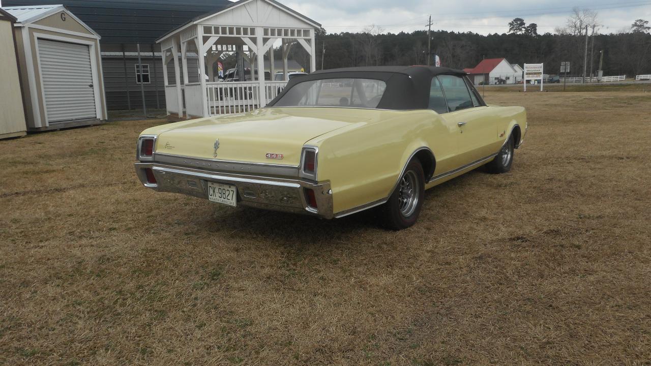 Oldsmobile Cutlass Supreme 2dr Convertible 1967