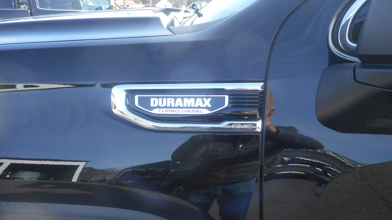 GMC Sierra 1500 Denali Crew Cab 4WD 2021