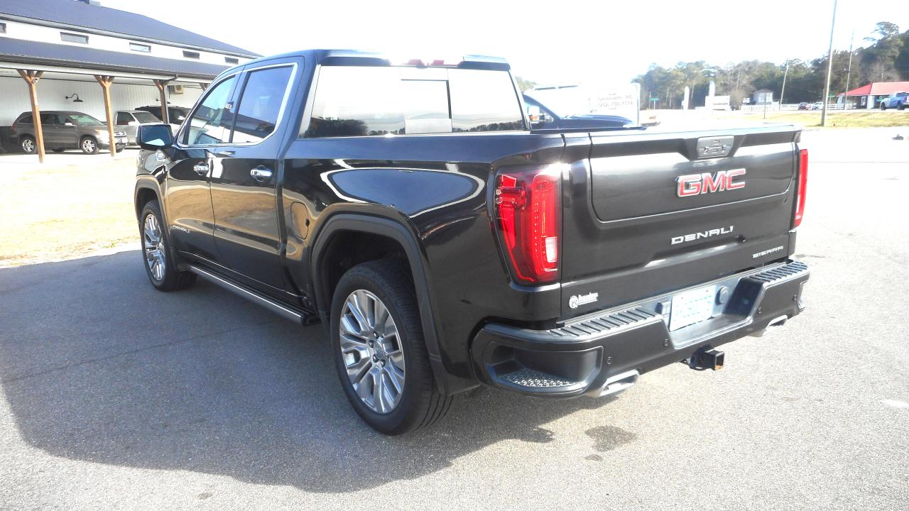 GMC Sierra 1500 4WD Crew Cab 147" Denali 2021