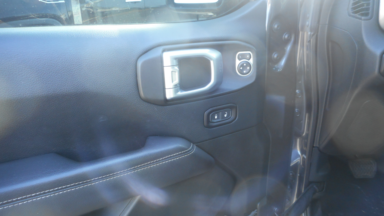 Jeep Wrangler Unlimited Sahara 2019