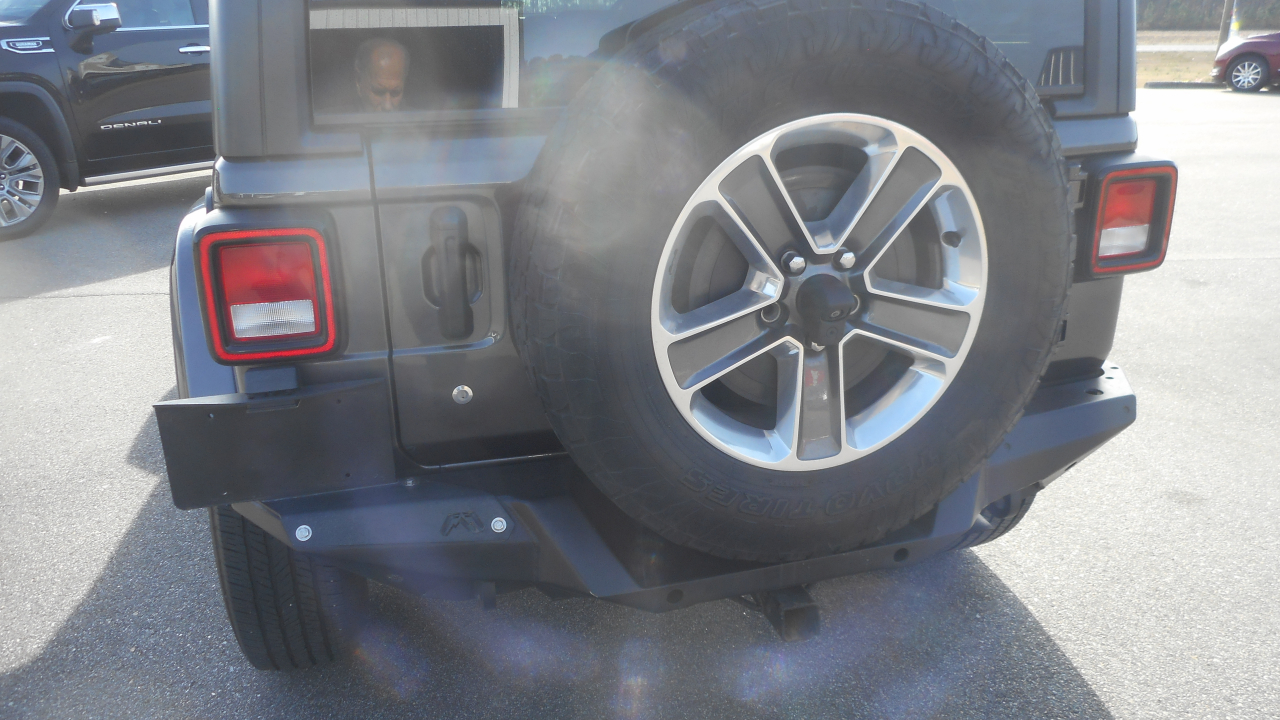 Jeep Wrangler Unlimited Sahara 2019