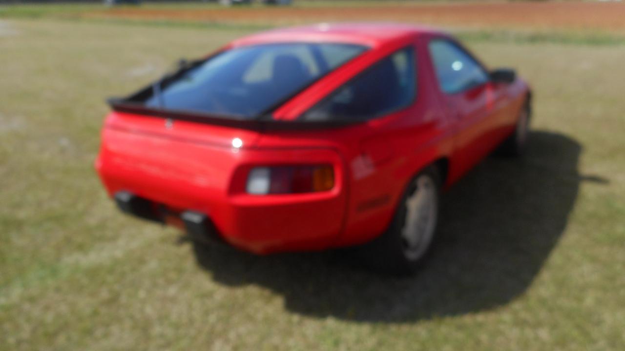 Porsche 928 S 1985