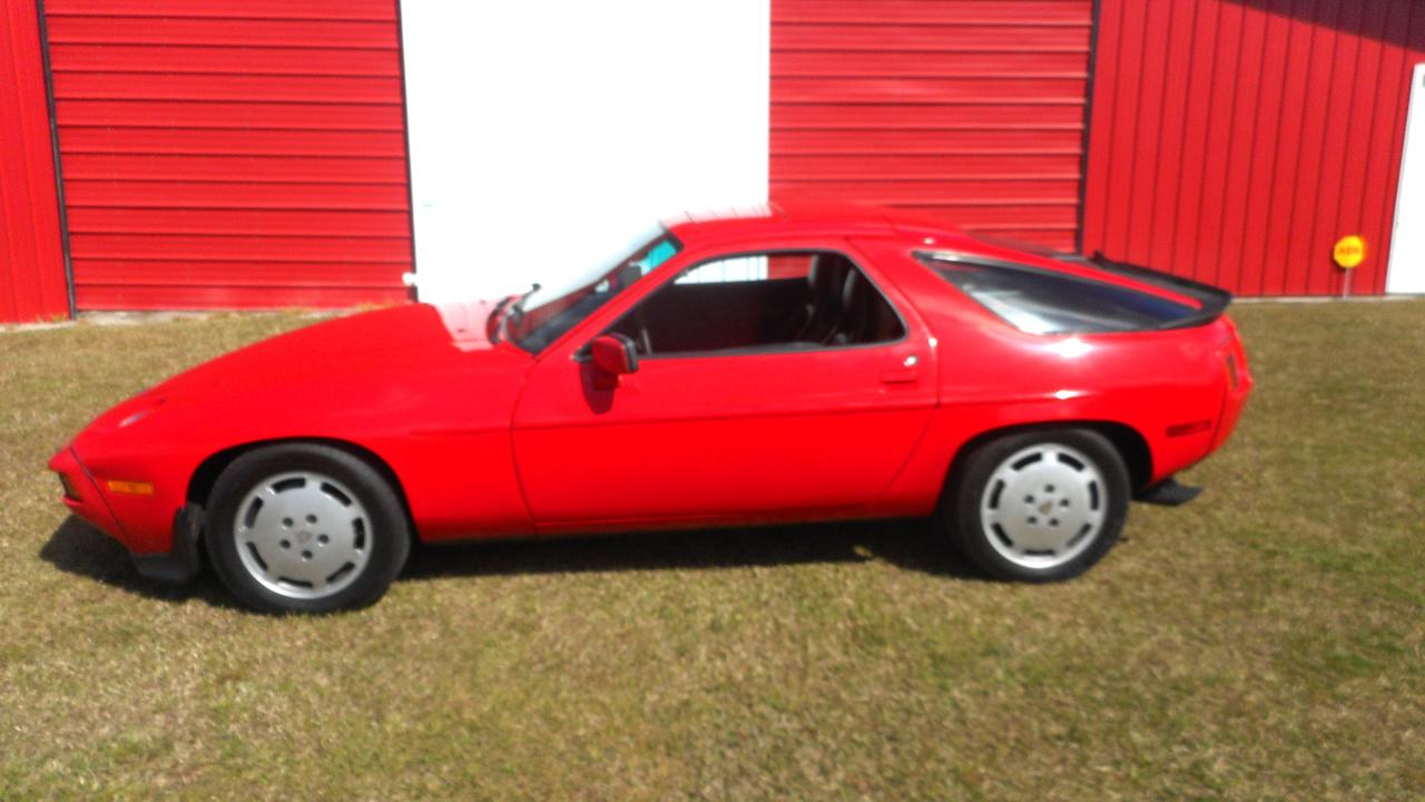 Porsche 928 S 1985
