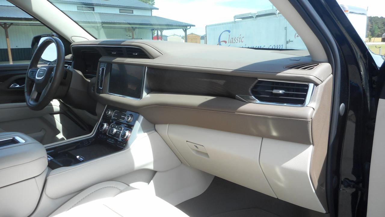 GMC Yukon XL 4WD 4dr Denali 2023