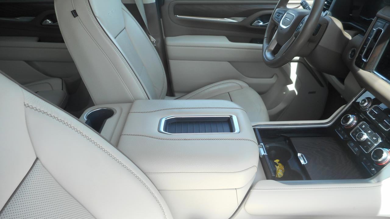 GMC Yukon XL 4WD 4dr Denali 2023