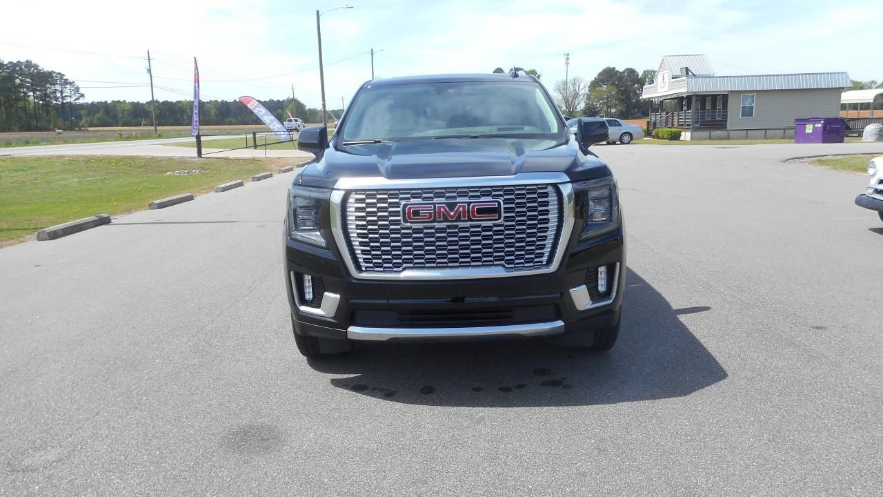 GMC Yukon XL 4WD 4dr Denali 2023