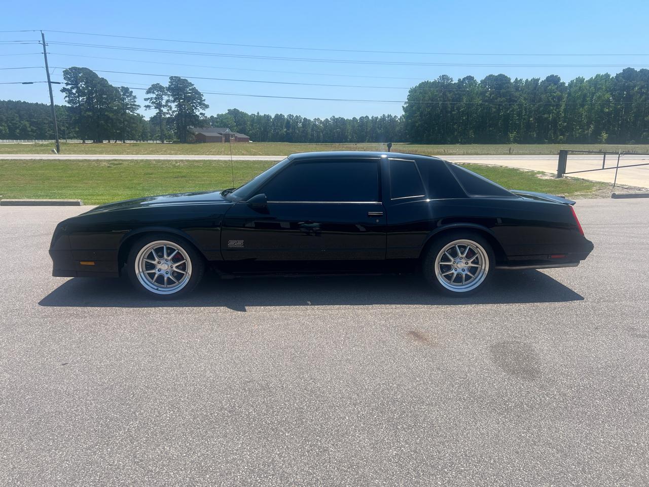 Chevrolet Monte Carlo 2dr Coupe Aero SS 1987
