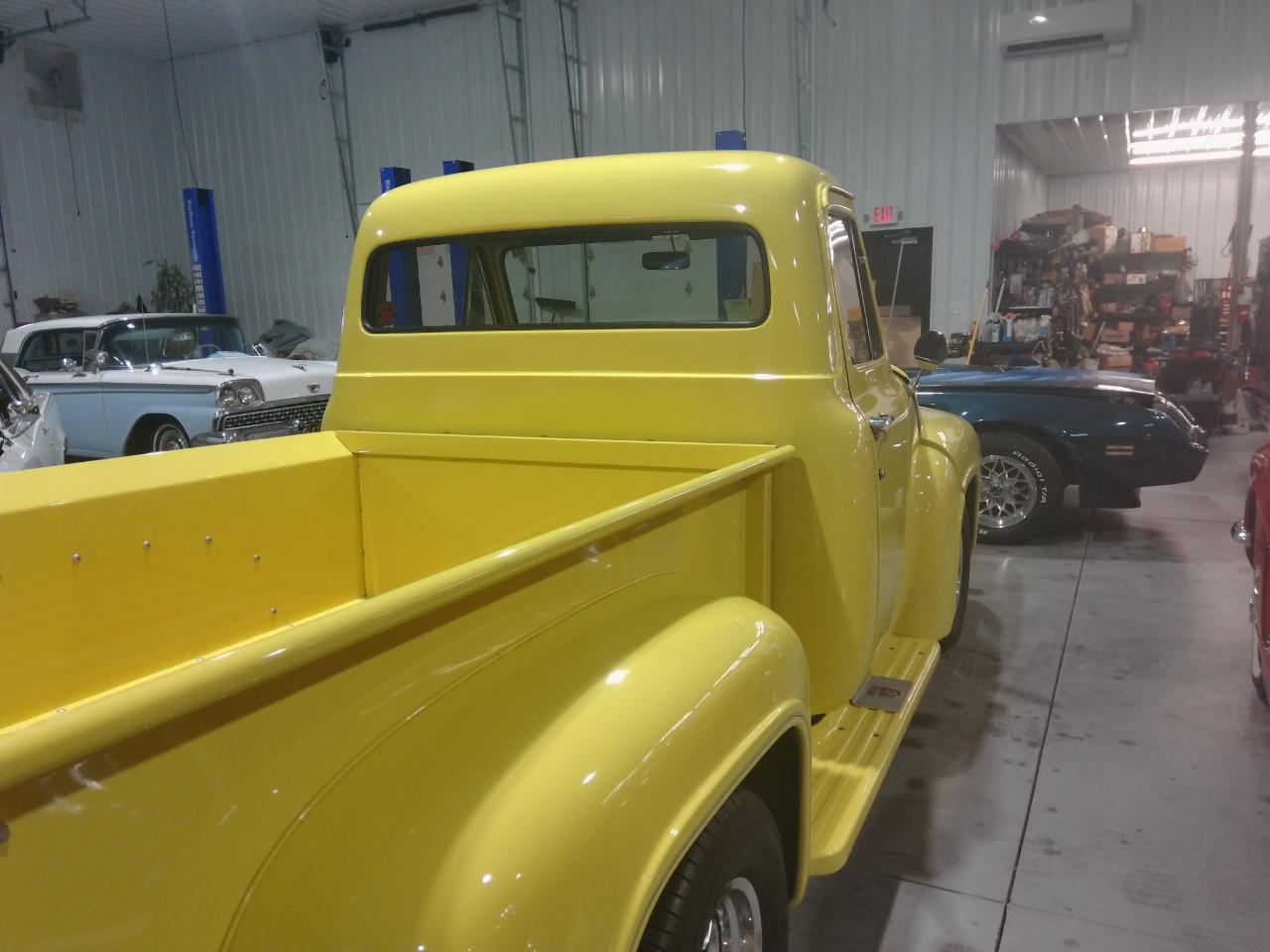Ford 1/2 Ton Trucks  1953