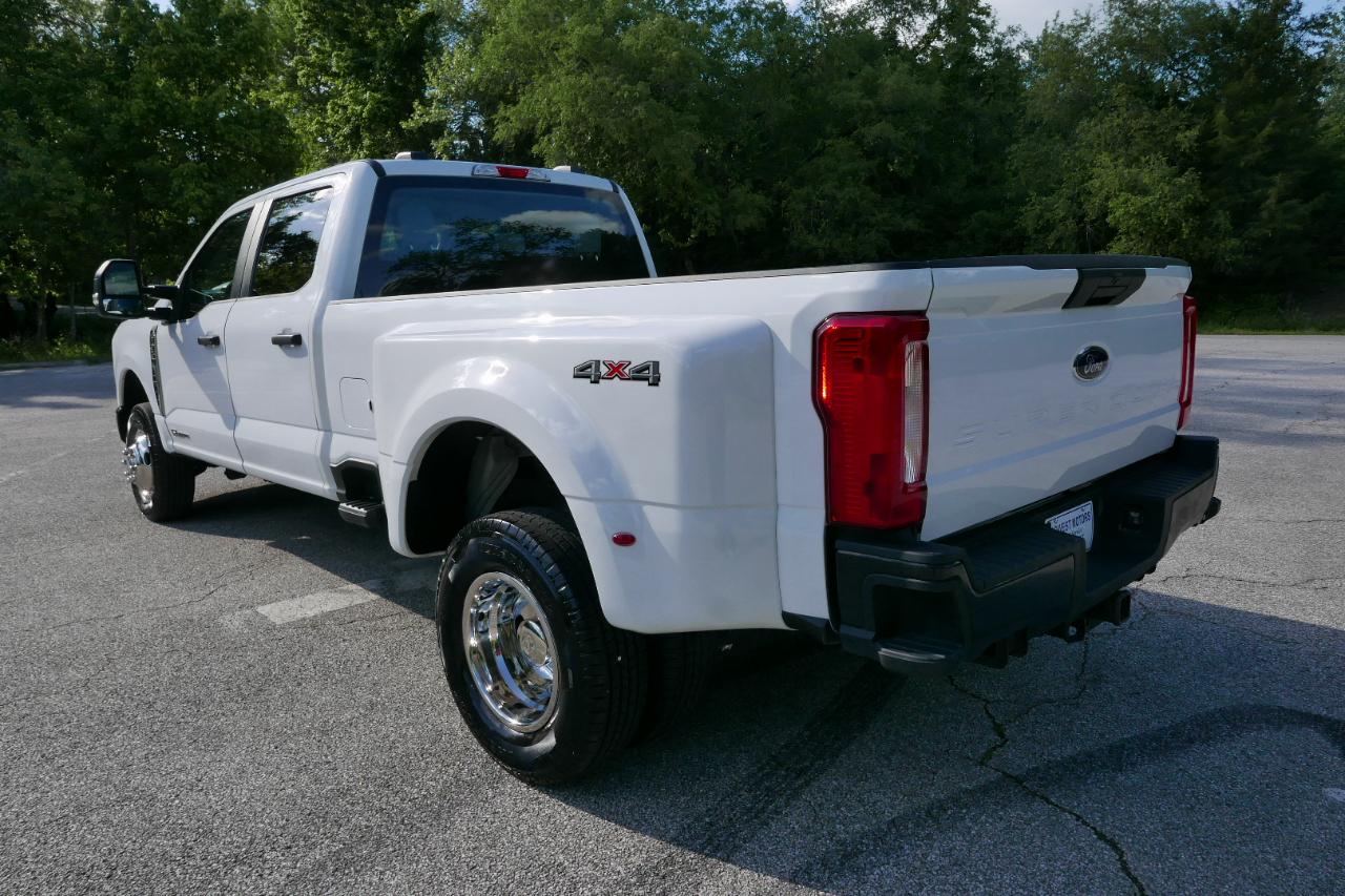 Ford Super Duty F-350 DRW XL 4WD Crew Cab 8' Box 2023