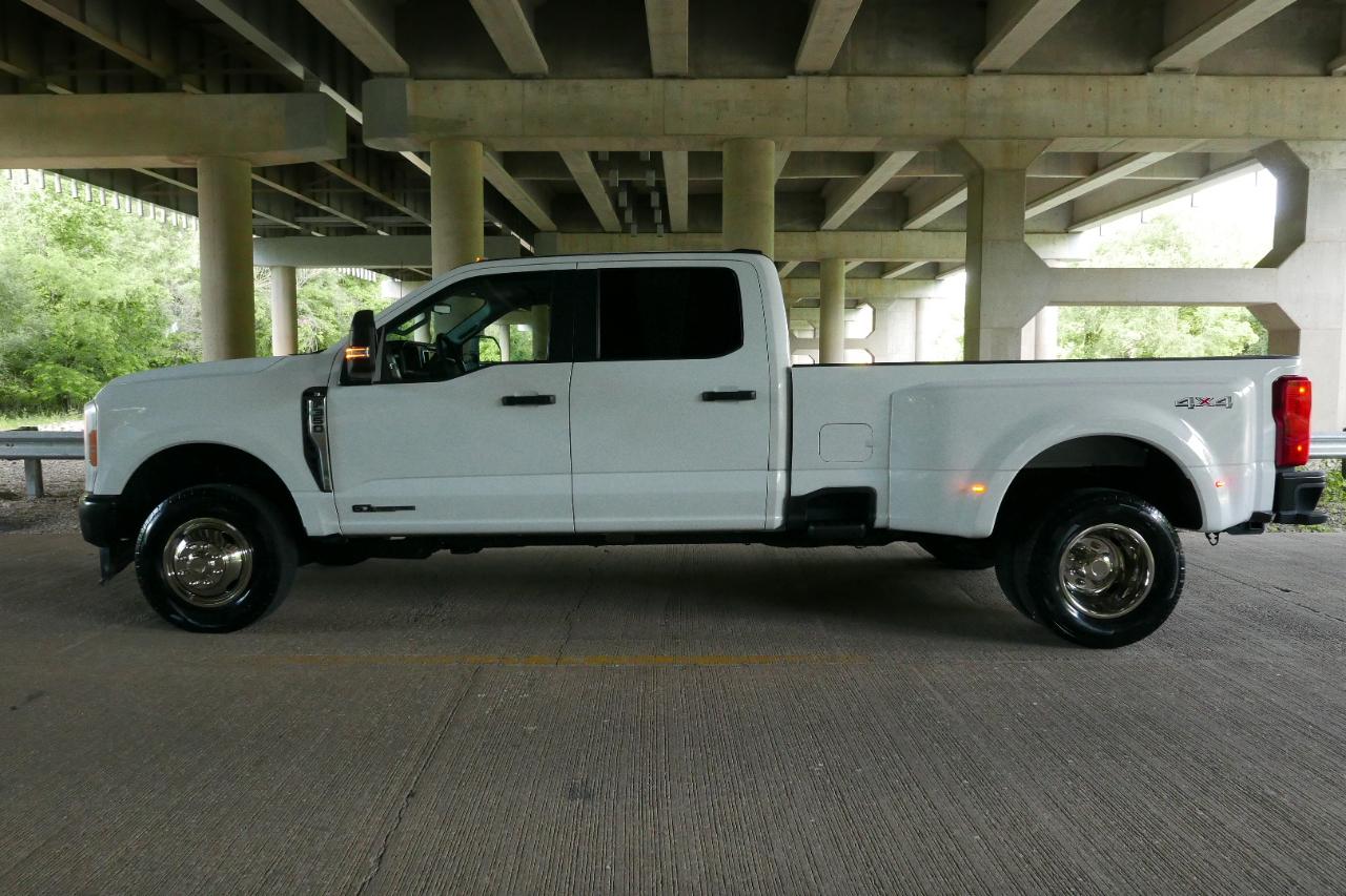 Ford Super Duty F-350 DRW XL 4WD Crew Cab 8' Box 2023