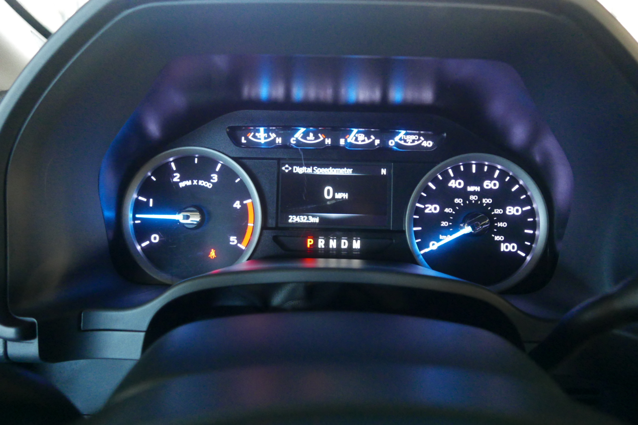 Ford Super Duty F-350 DRW XLT 4WD Crew Cab 8' Box 2022