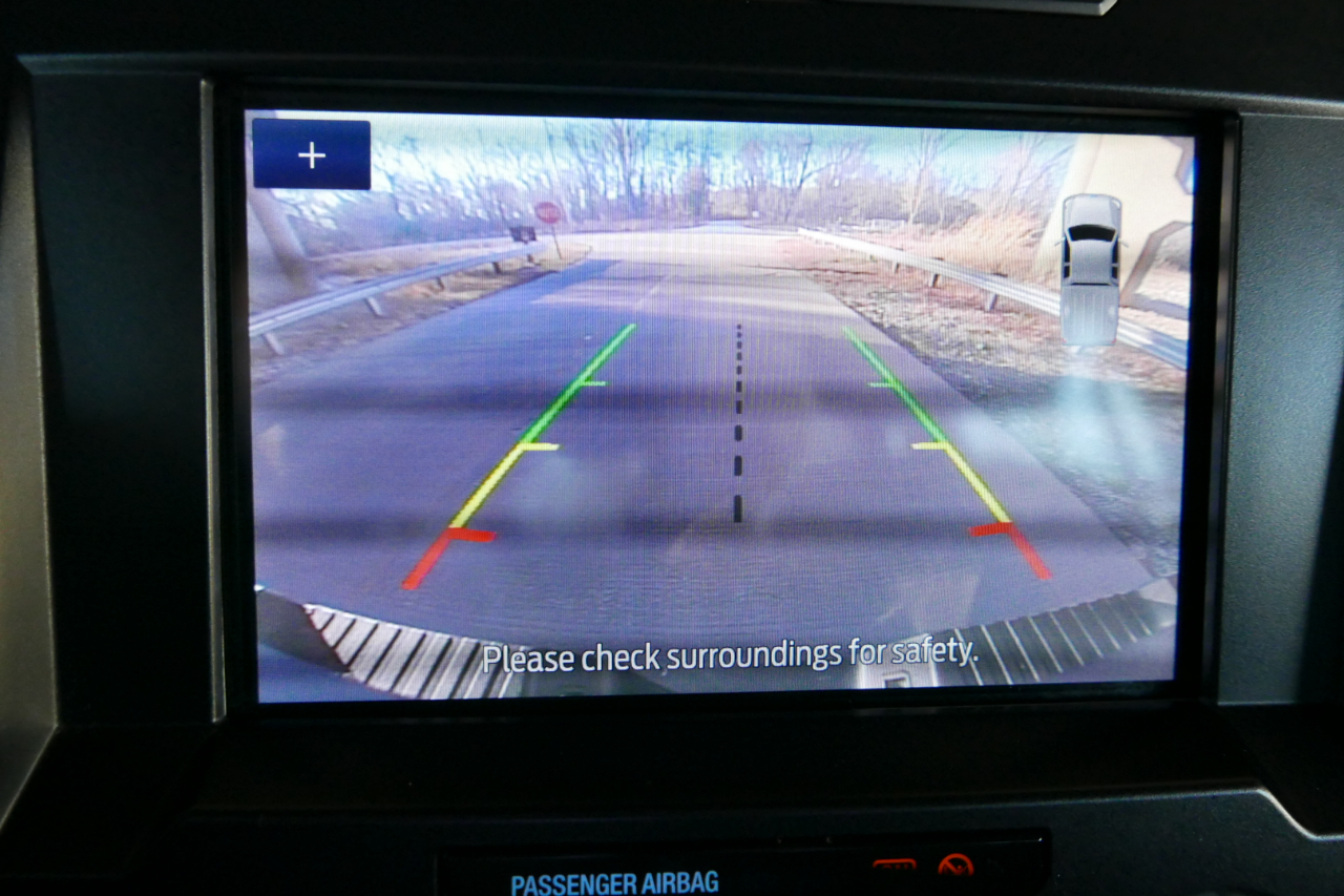 Ford Super Duty F-350 DRW XLT 4WD Crew Cab 8' Box 2022