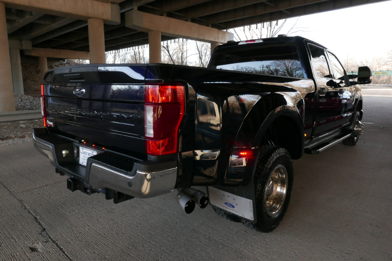 Ford Super Duty F-350 DRW XLT 4WD Crew Cab 8' Box 2022