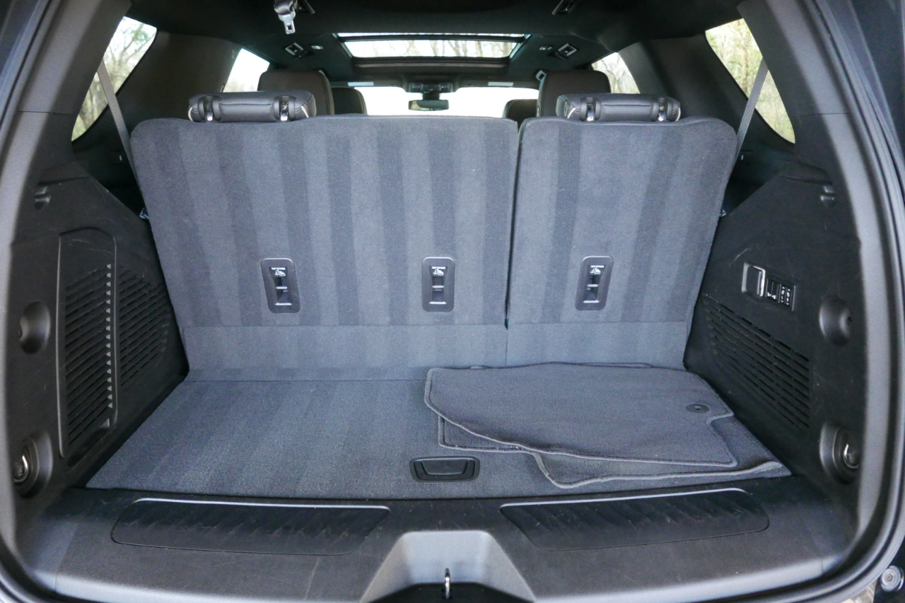 GMC Yukon 4WD 4dr SLT 2022