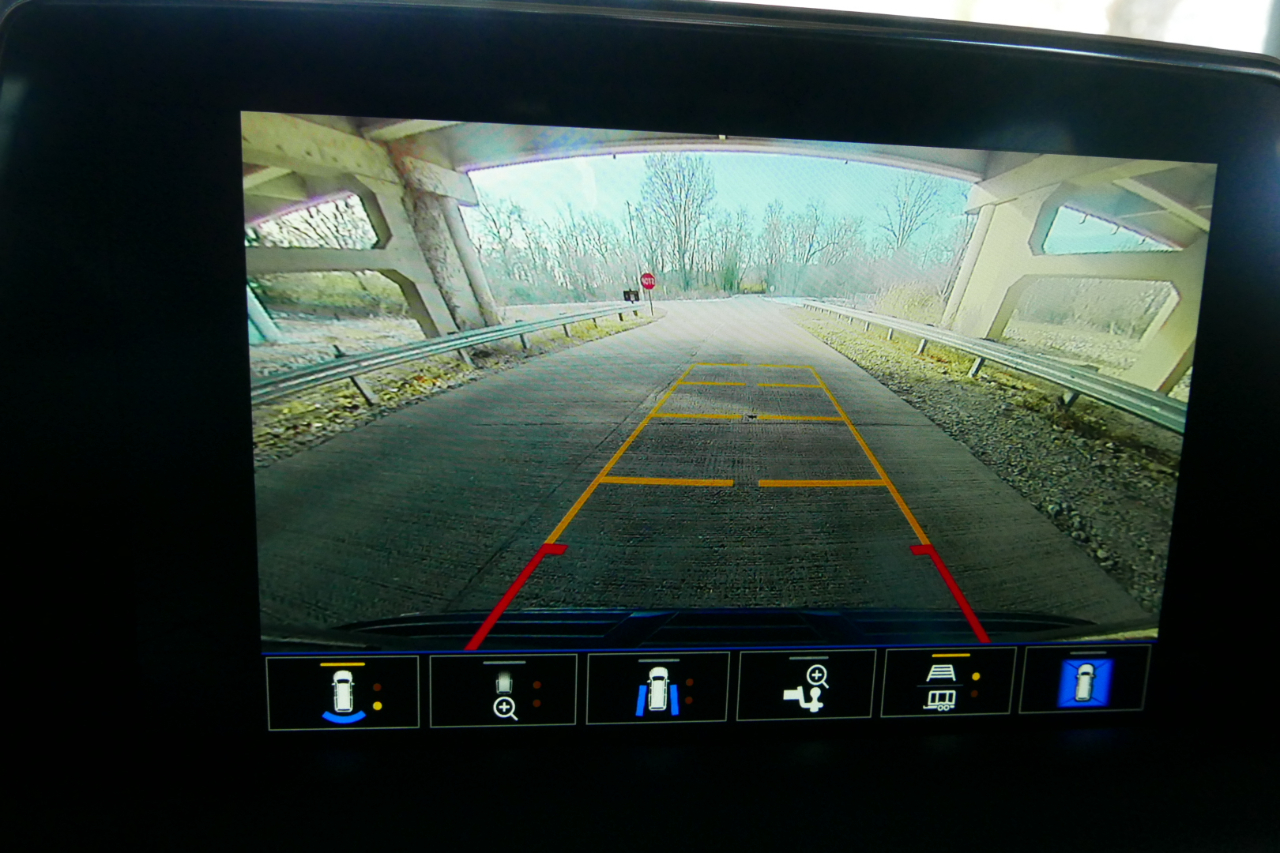 GMC Yukon 4WD 4dr SLT 2022