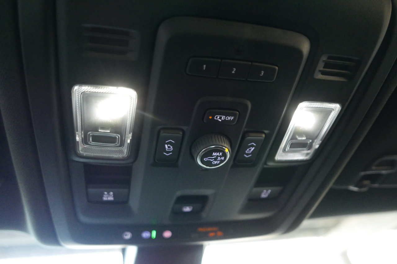 GMC Yukon 4WD 4dr SLT 2022