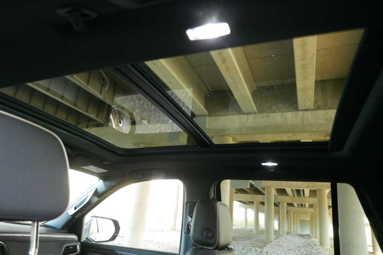 GMC Yukon 4WD 4dr SLT 2022