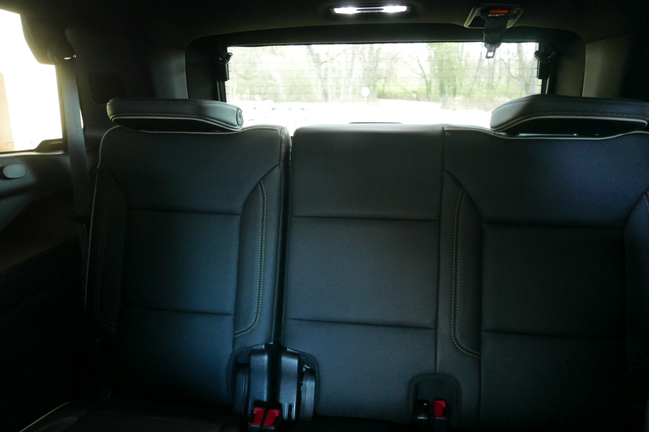 GMC Yukon 4WD 4dr SLT 2022