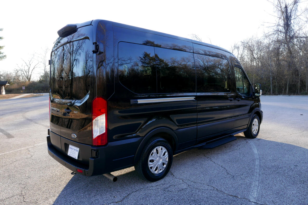 Ford Transit Passenger Wagon T-350 148" Med Roof XL RWD 2023