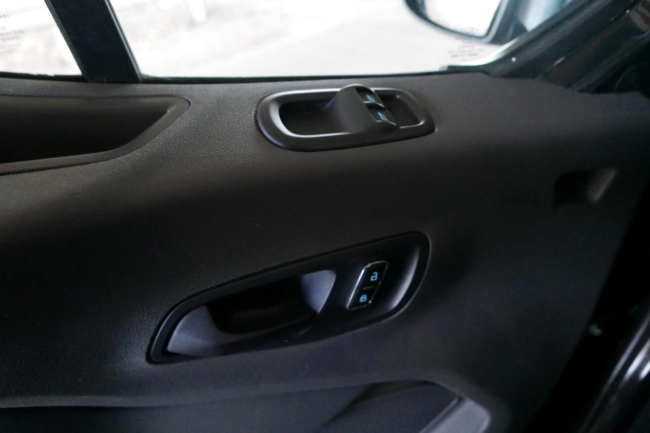 Ford Transit Passenger Wagon T-350 148" Med Roof XL RWD 2023