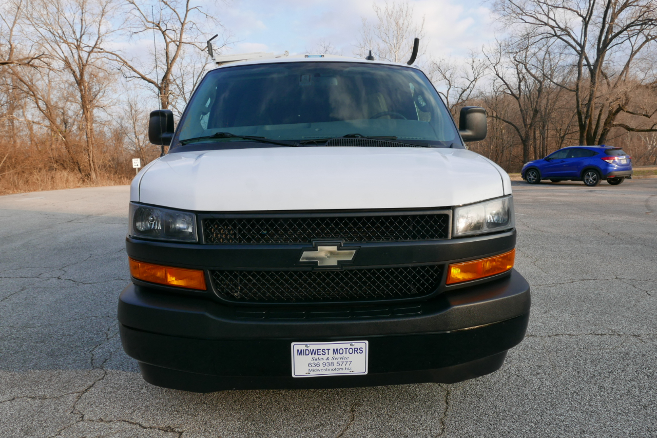 Chevrolet Express Cargo Van RWD 2500 135" 2018