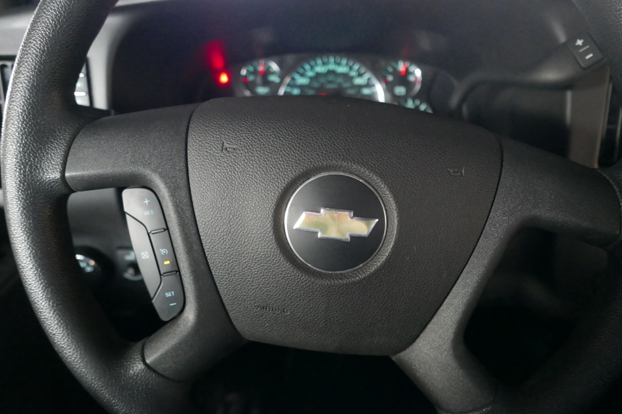 Chevrolet Express Cargo Van RWD 2500 135" 2018