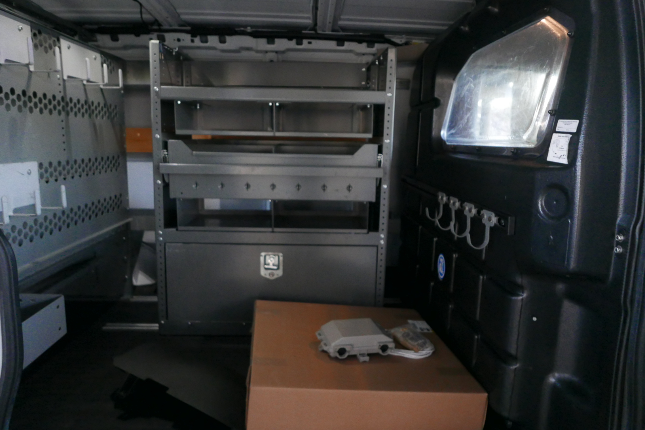 Chevrolet Express Cargo Van RWD 2500 135" 2018