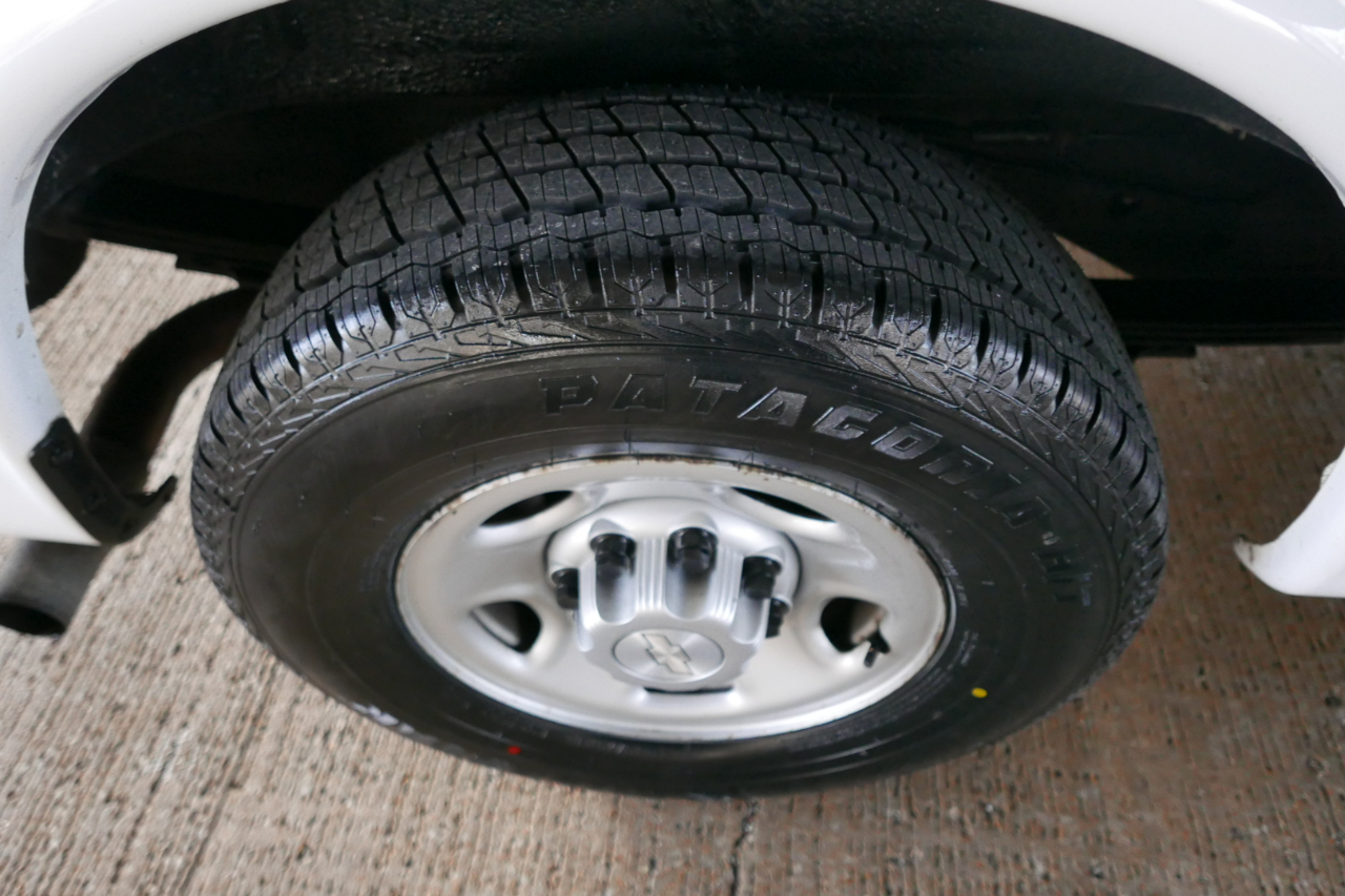 Chevrolet Express Cargo Van RWD 2500 135" 2018