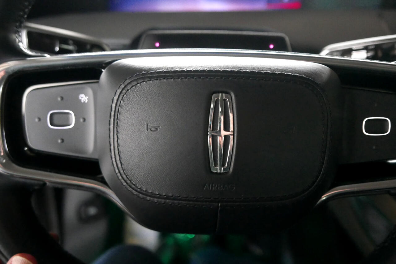 Lincoln Nautilus Reserve AWD 2024