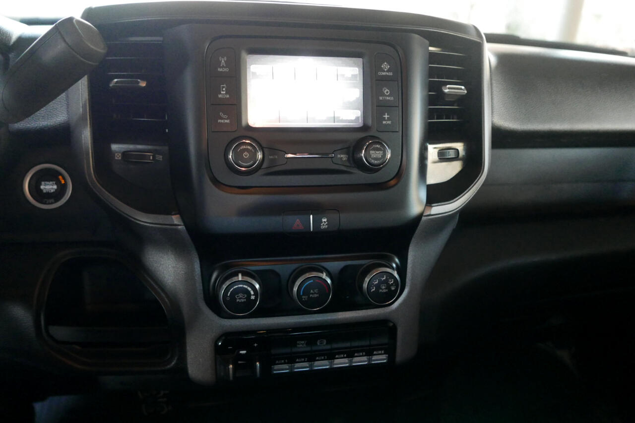 RAM 5500 Chassis Cab Tradesman 4x4 Crew Cab 60" CA 173.4" WB 2024