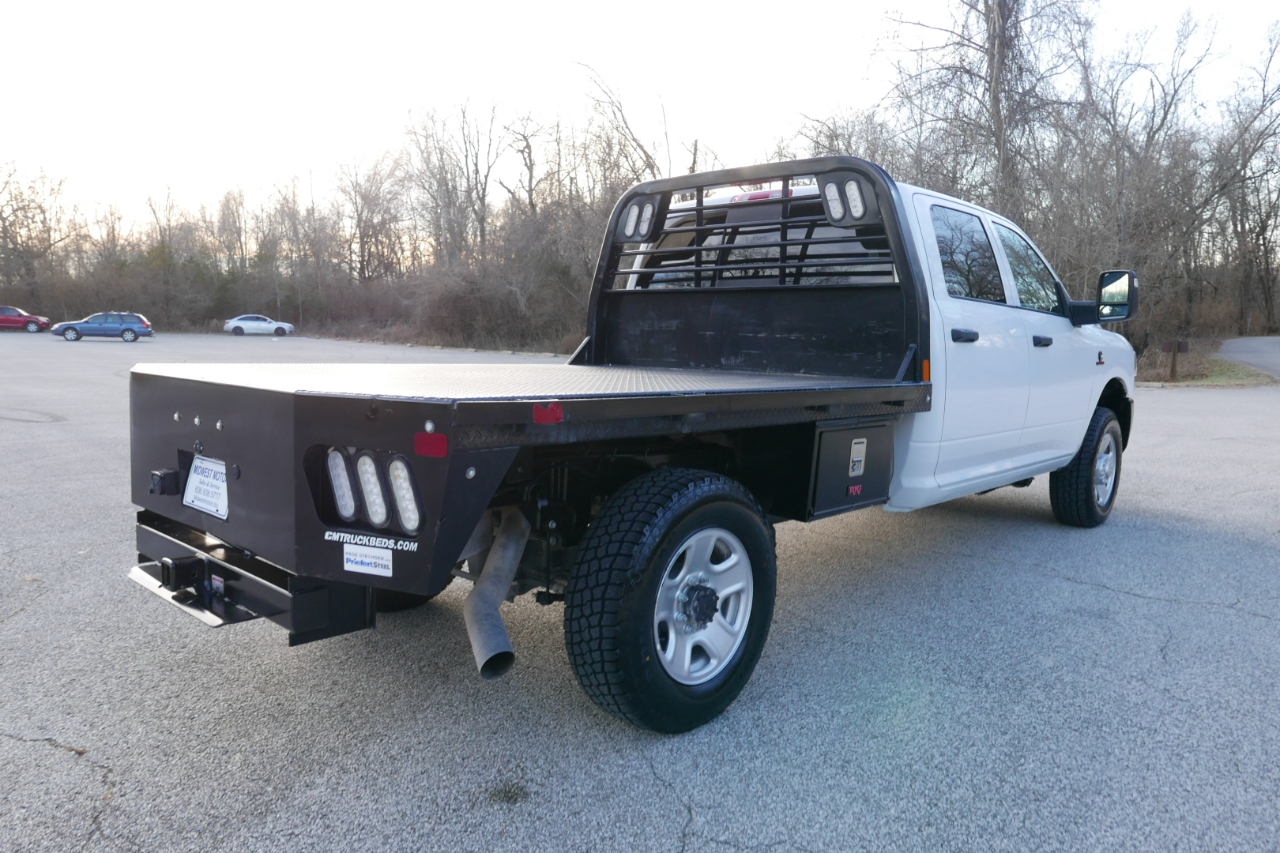 RAM 2500 Tradesman 4x4 Crew Cab 8' Box 2023