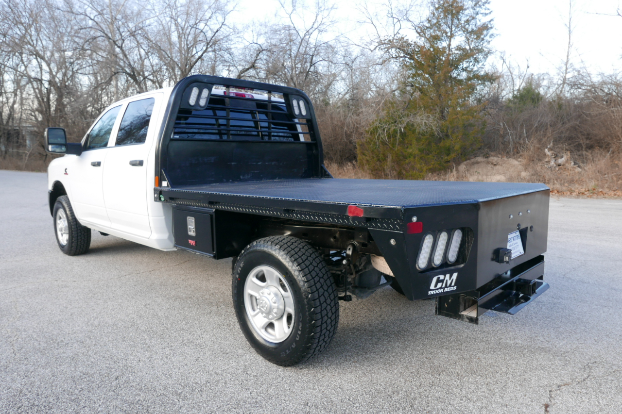 RAM 2500 Tradesman 4x4 Crew Cab 8' Box 2023