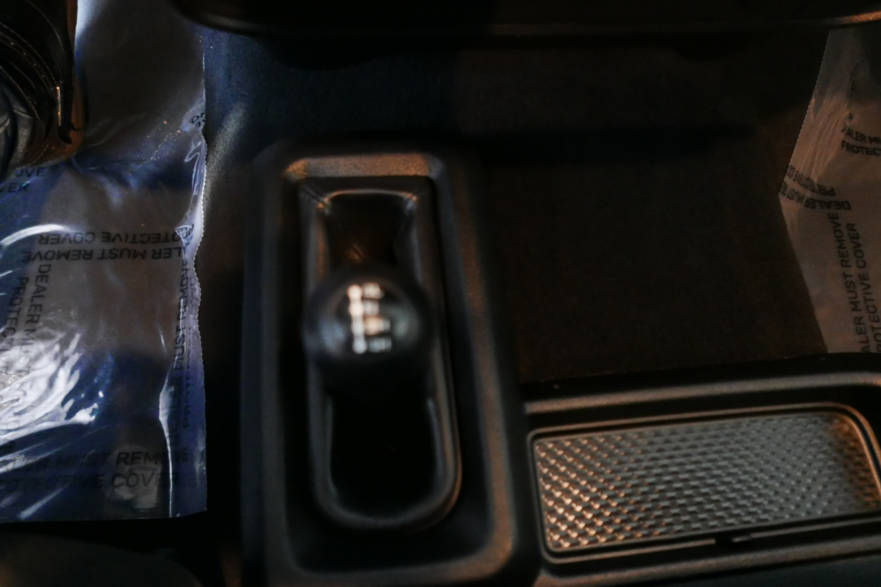 RAM 2500 Tradesman 4x4 Crew Cab 8' Box 2023