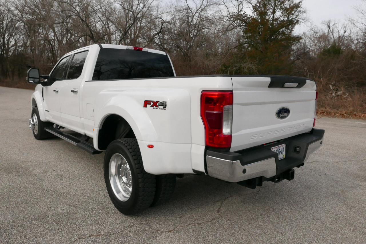 Ford Super Duty F-450 DRW XLT 4WD Crew Cab 8' Box 2019