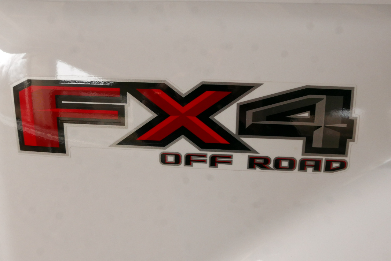 Ford Super Duty F-450 DRW XLT 4WD Crew Cab 8' Box 2019