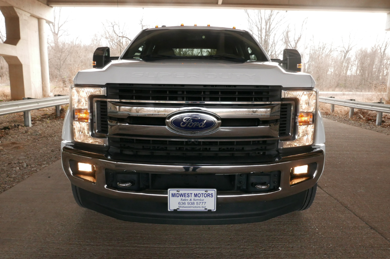 Ford Super Duty F-450 DRW XLT 4WD Crew Cab 8' Box 2019
