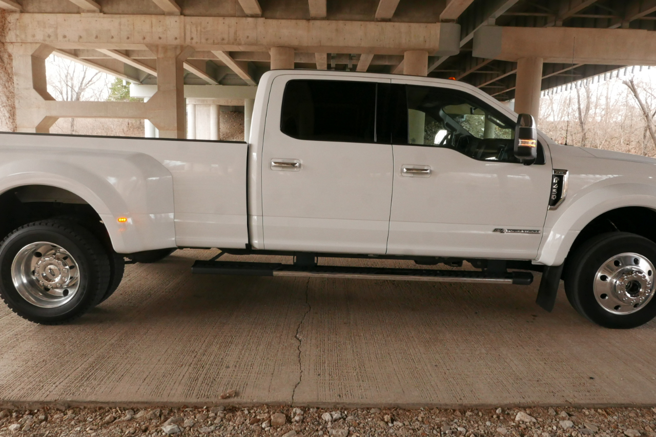 Ford Super Duty F-450 DRW XLT 4WD Crew Cab 8' Box 2019